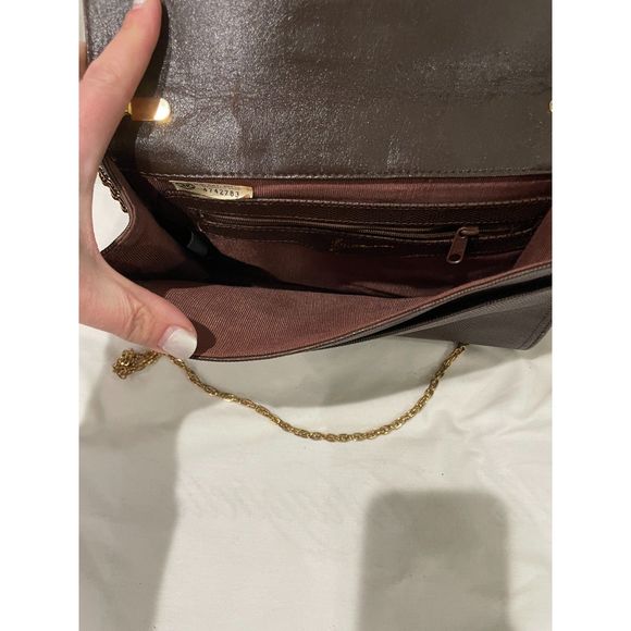 Bueno Purse with Gold Chain - Serious Vintage‎ Vibes - Picture 6 of 6